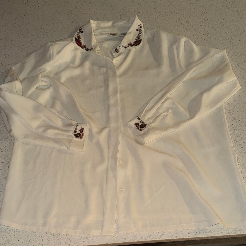 Koret Cream Blouse with Floral Embroidery